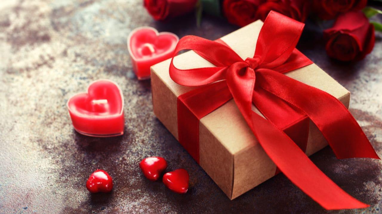 5 Last Minute Ideas to Celebrate (or Save) Your Valentine`s Day